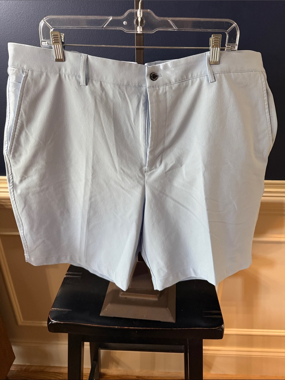 Dunning-Light Blue Flat Front Men’s Shorts — Classic Fit Size 40